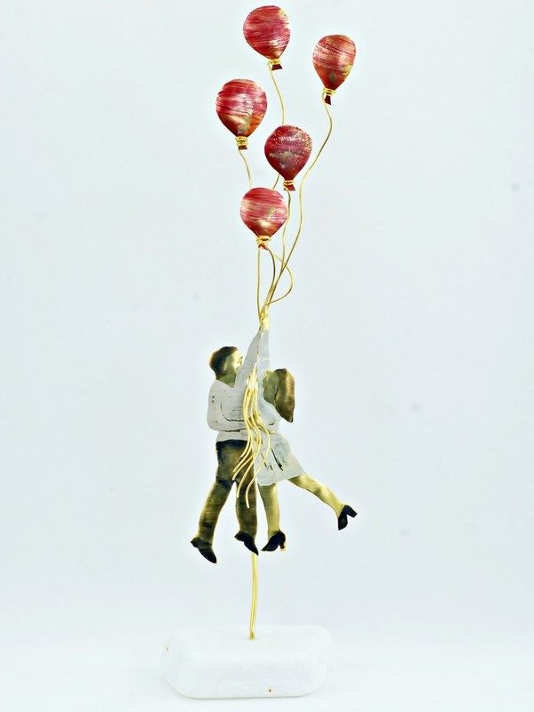 Fly with balloons